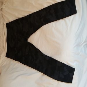 Lululemon camo leggings